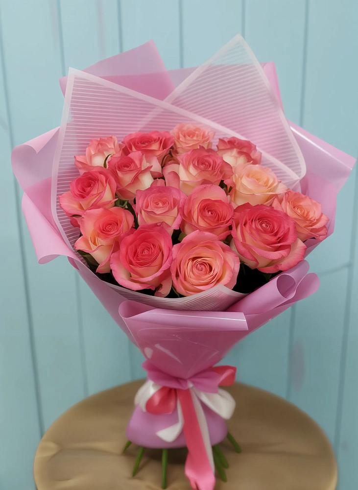 Букет 15 Розовых роз Равель в Пятницкое