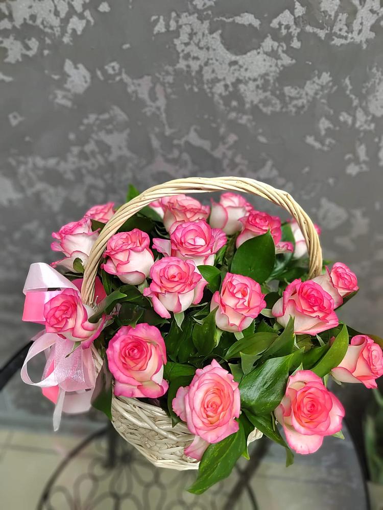 Цветочная композиция из Розы в корзине в Пятницкое