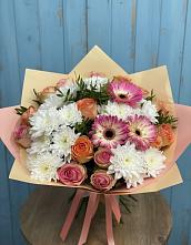 Букет цветов из:  Розы, Герберы и Хризантемы в Пятницкое