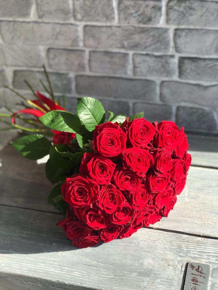 Букет Красные розы Фридом в Пятницкое