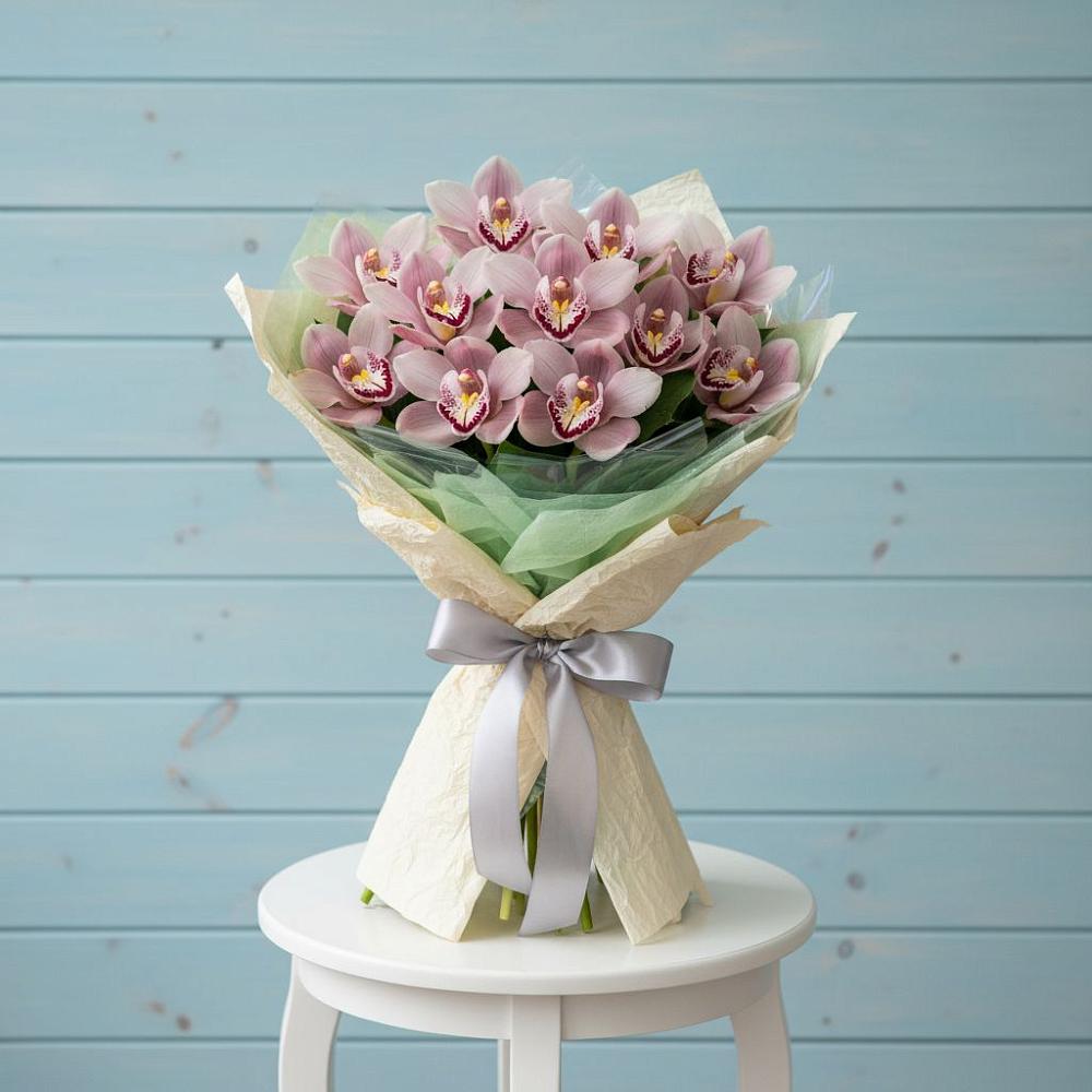 Букет цветов из: Орхидеи и Розы в Пятницкое