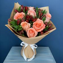 Букет цветов из:  Розы и Альстромерии в Пятницкое