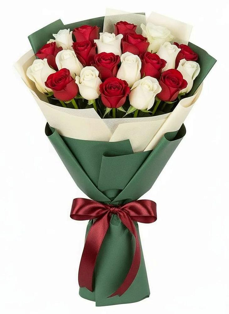 Букет Микс из красных и белых роз в Пятницкое