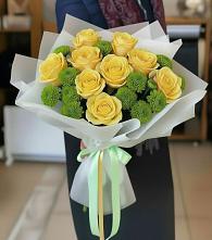 Букет цветов из:  Хризантемы и Розы в Пятницкое