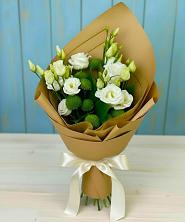 Букет цветов из:  Хризантемы и Лизиантусы в Пятницкое