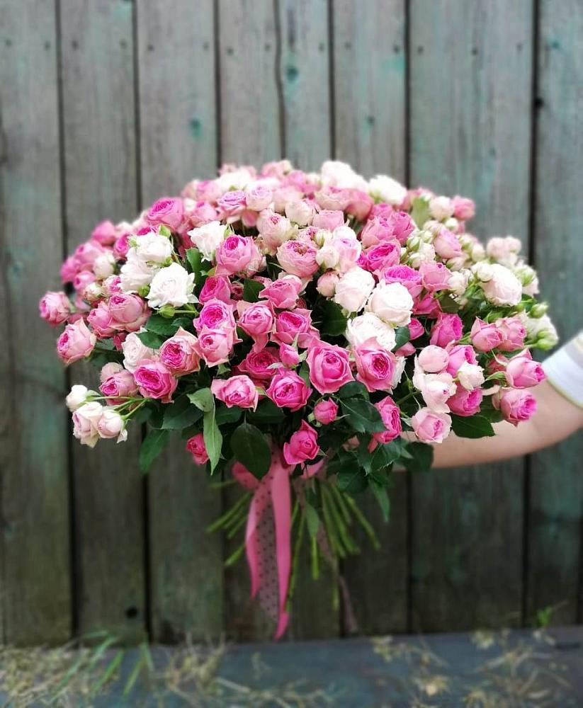 Букет Розовые кустовые розы Натали и Лав Лидия в Пятницкое