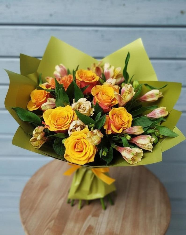 Букет цветов из: Альстромерии и Розы в Пятницкое