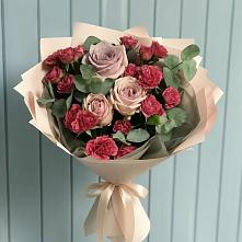 Букет цветов из:  Гвоздики и Розы #REPLACE_PRED# Пятницкое